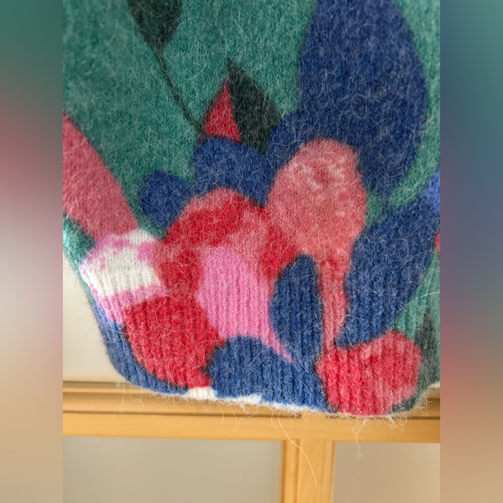 Grace and Mila Floral Alpaca Blend Sweater - Picture 6 of 12